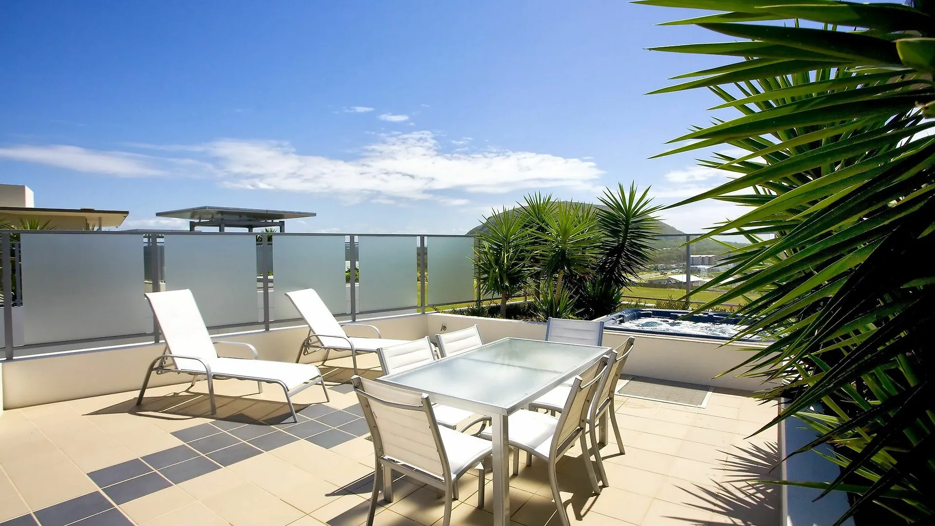 White Shells Luxury Apartments Marcoola 5*,  Australia