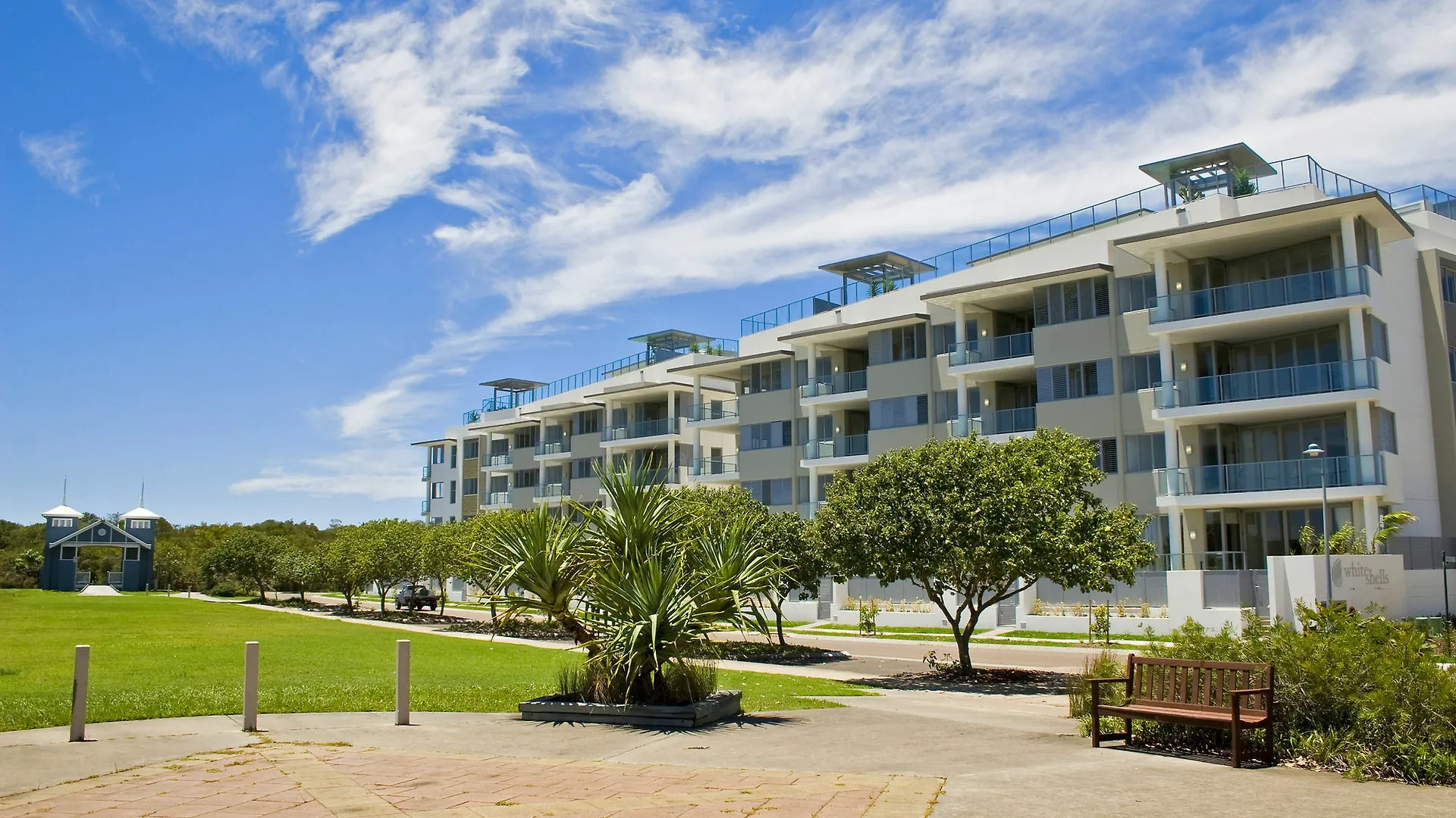 White Shells Luxury Apartments Marcoola Aparthotel